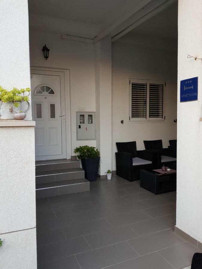 Apartments Centar - Mirjana Makarska Eksteriør billede